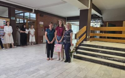 Podjela svjedodžbi, pohvalnica i nagrada najuspješnijim učenicima